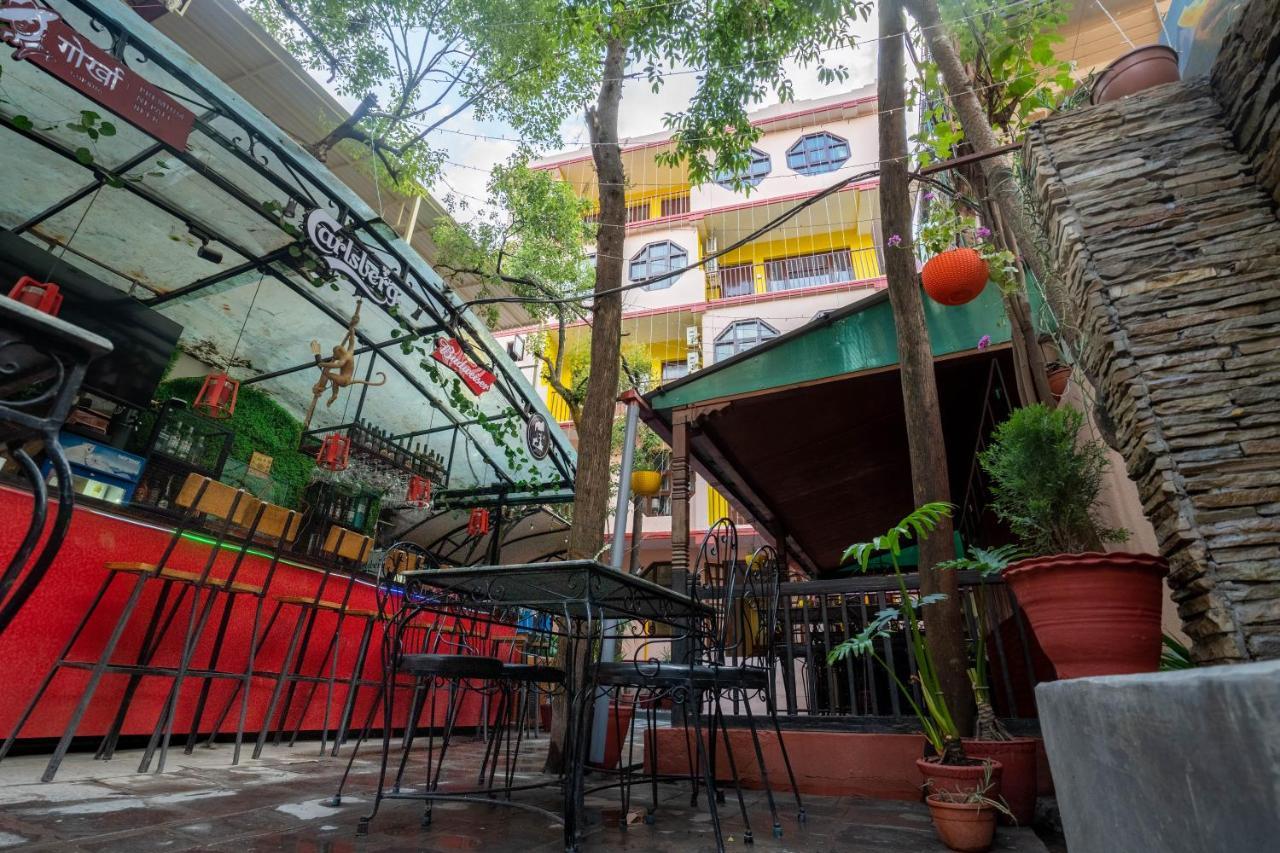 Hotel Pala Kathmandu Esterno foto