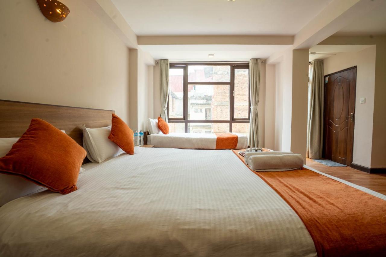 Hotel Pala Kathmandu Esterno foto