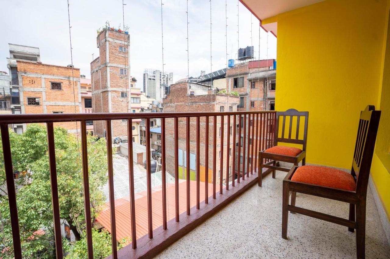 Hotel Pala Kathmandu Esterno foto