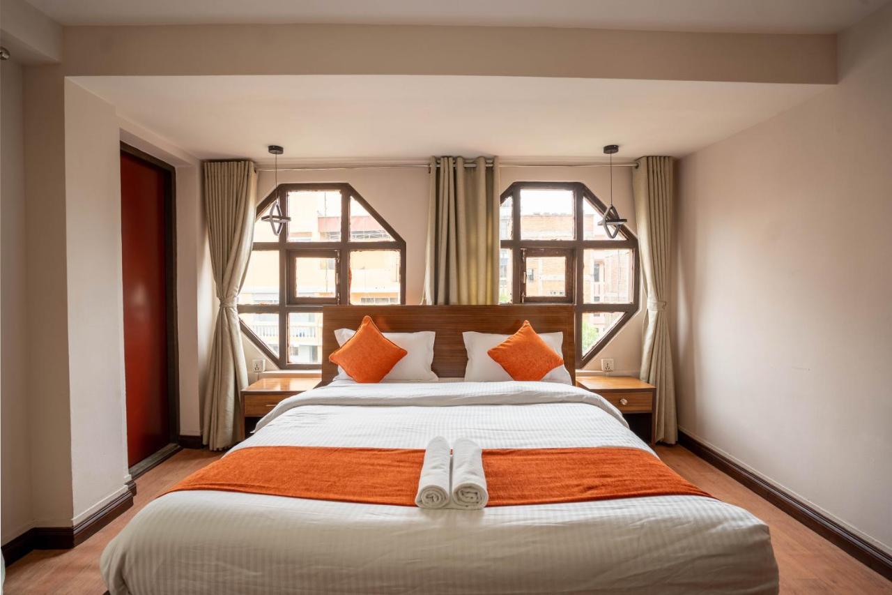 Hotel Pala Kathmandu Esterno foto